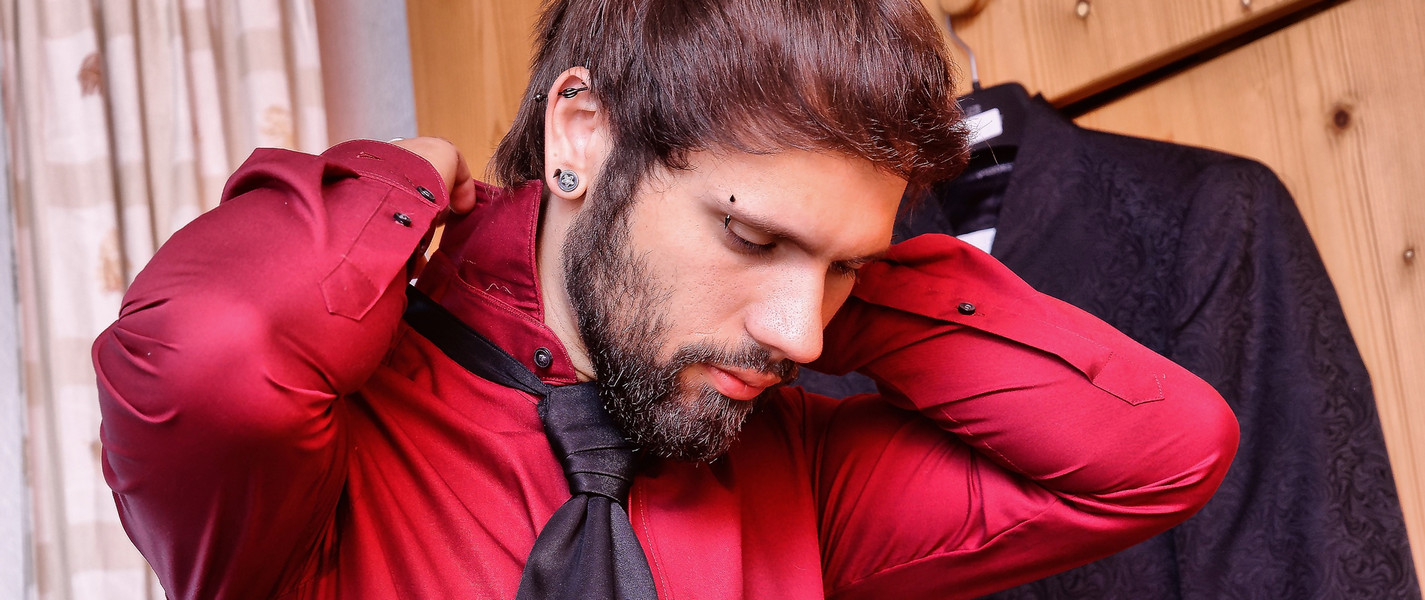 Bräutigam - Kravatte binden 1